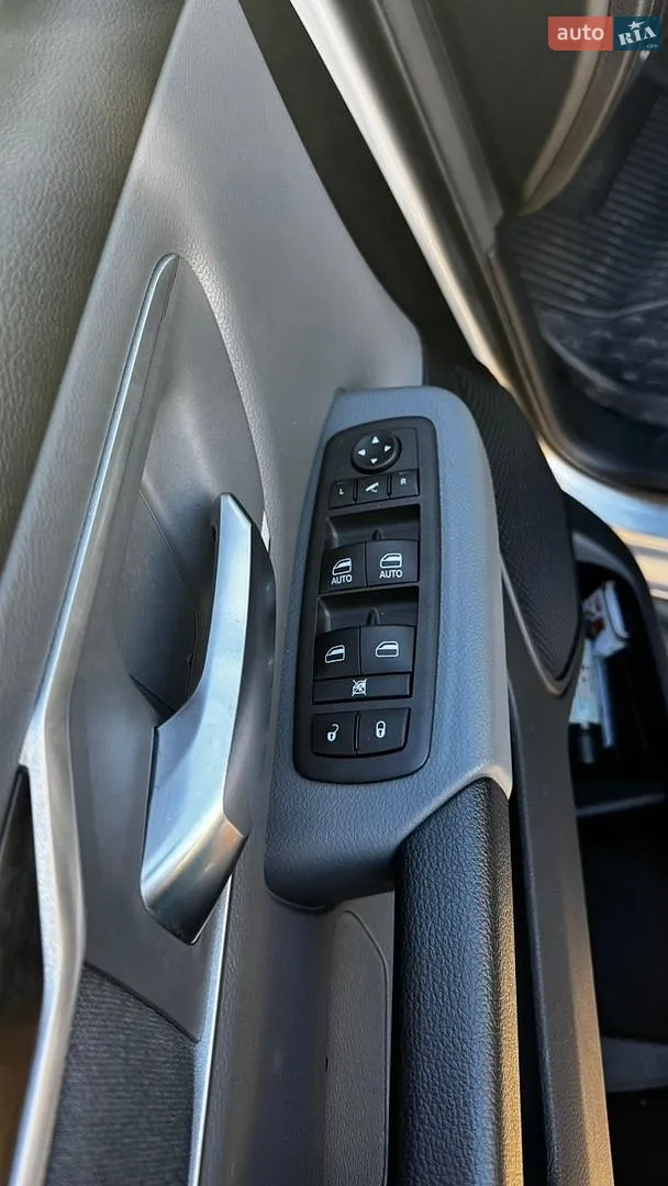 2022 RAM 1500 - мініатюра 37