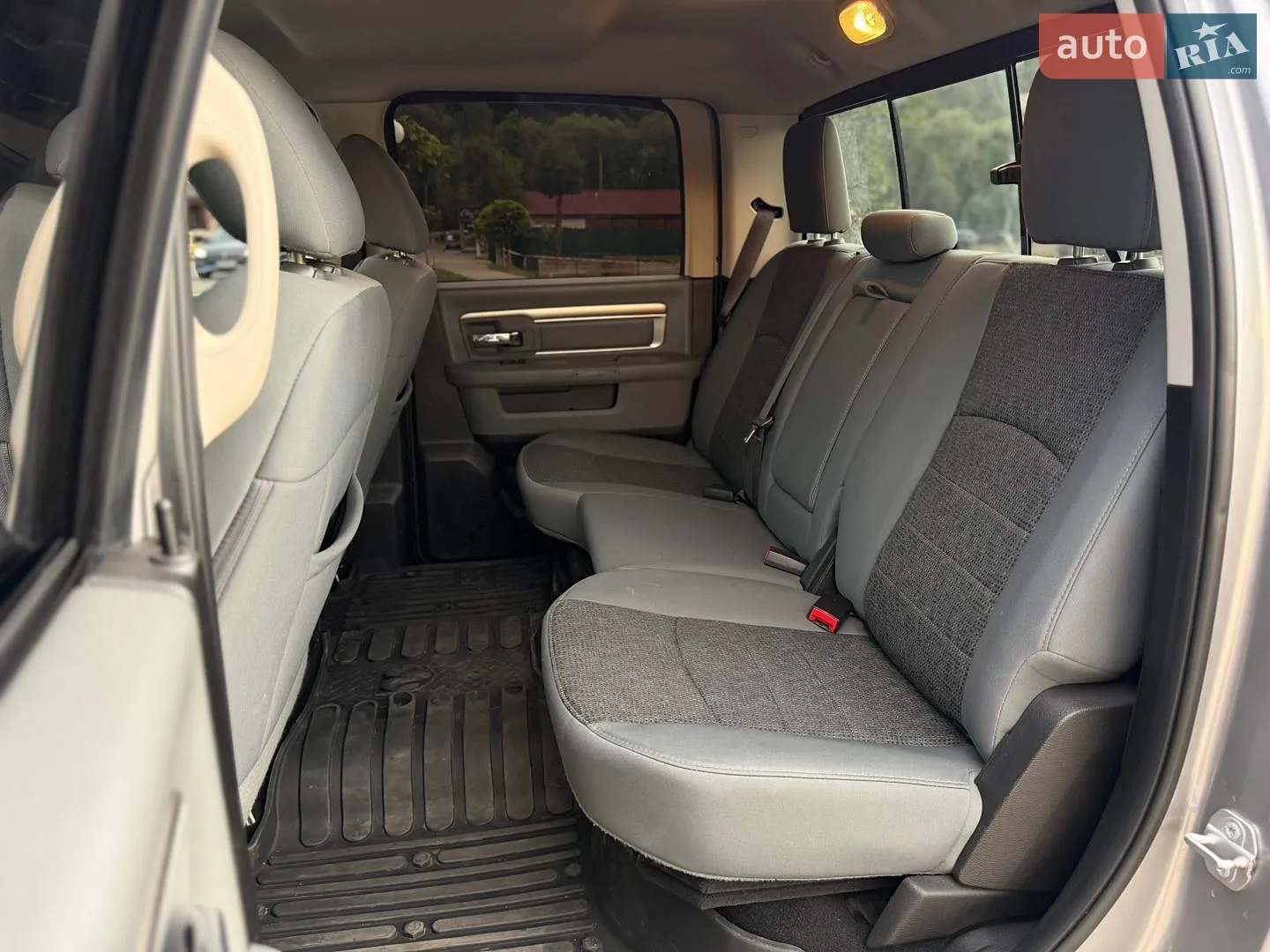 2019 RAM 1500 - мініатюра 46