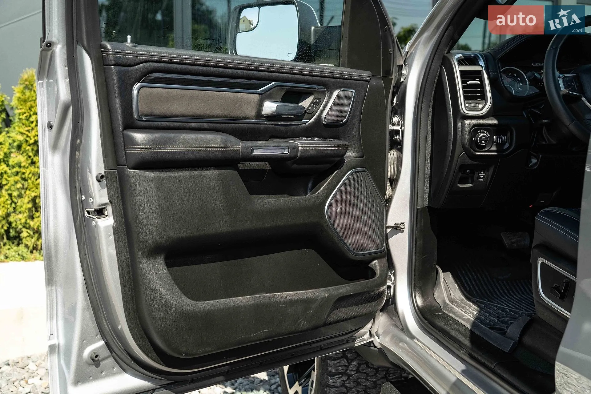 2023 RAM 1500 - мініатюра 46