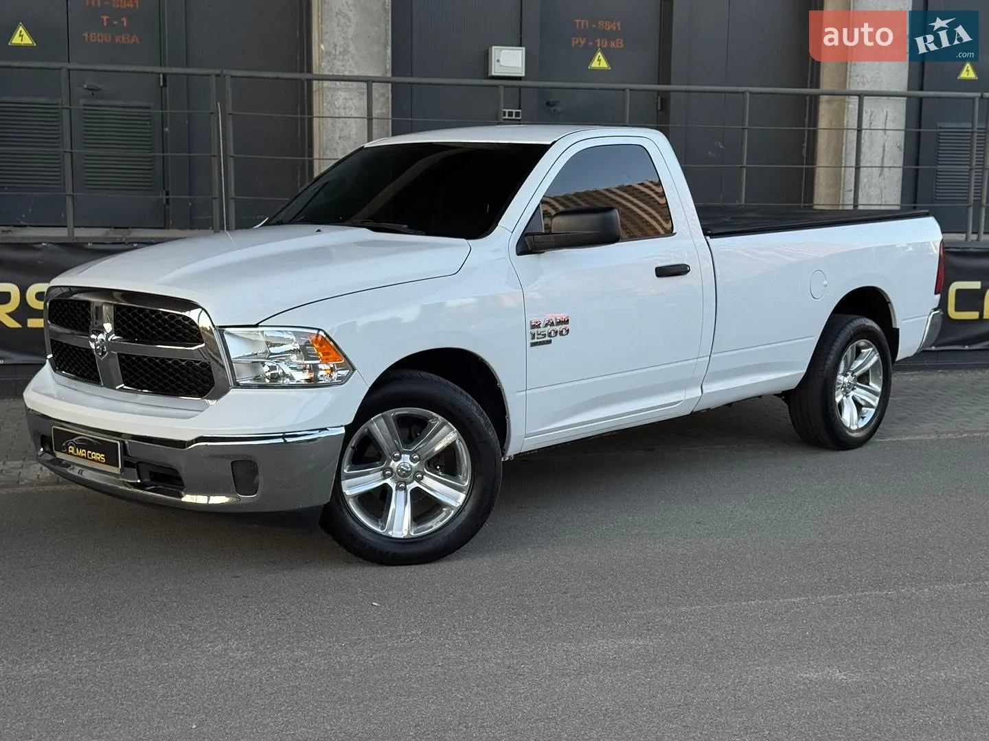 2019 RAM 1500 - мініатюра 3