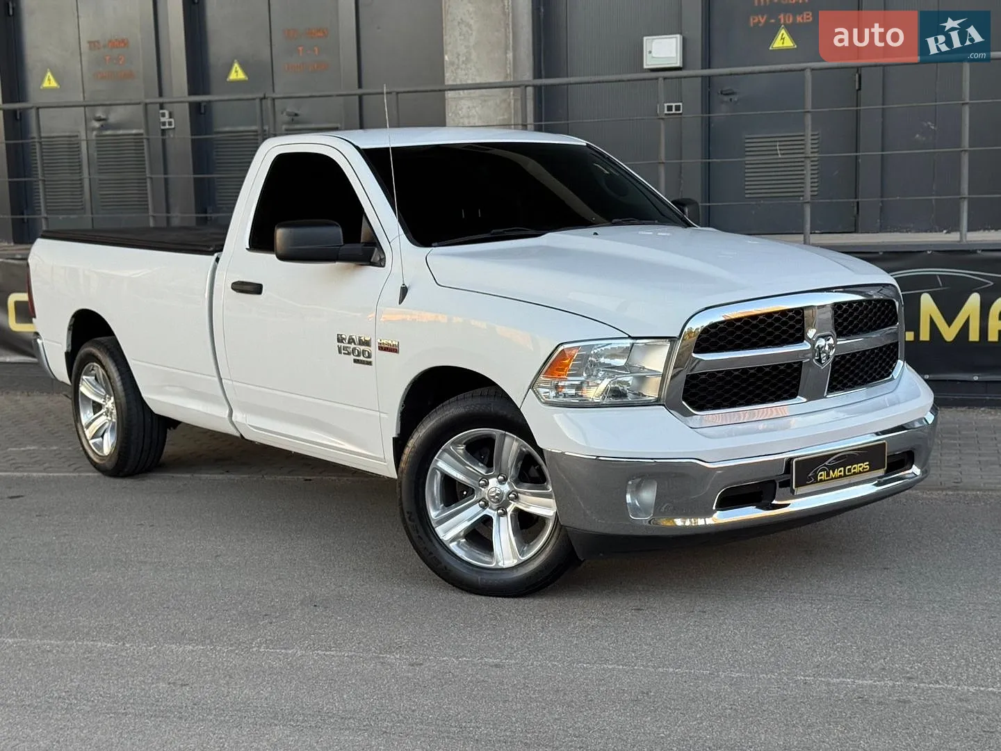 2019 RAM 1500 - мініатюра 10