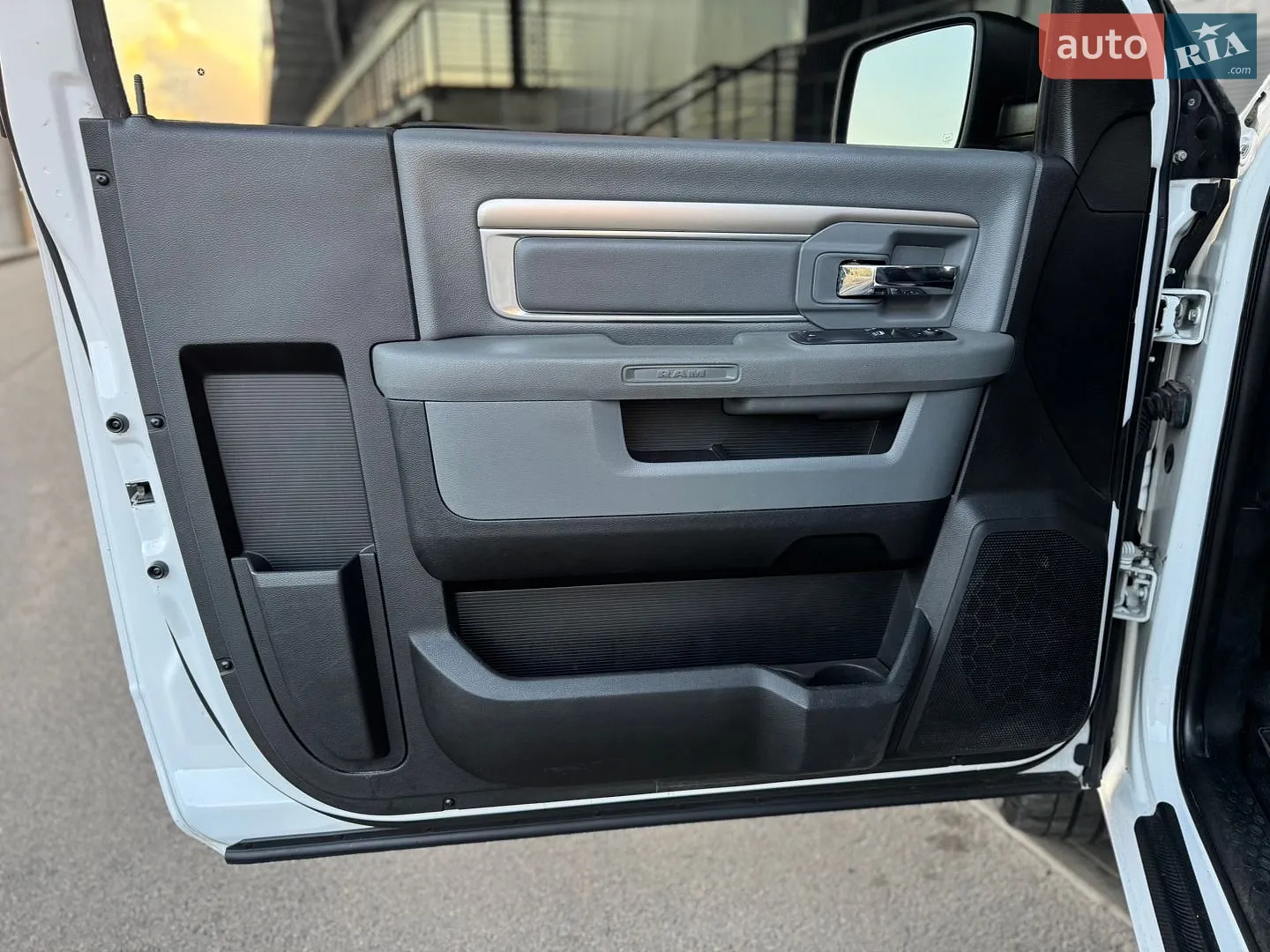 2019 RAM 1500 - мініатюра 31