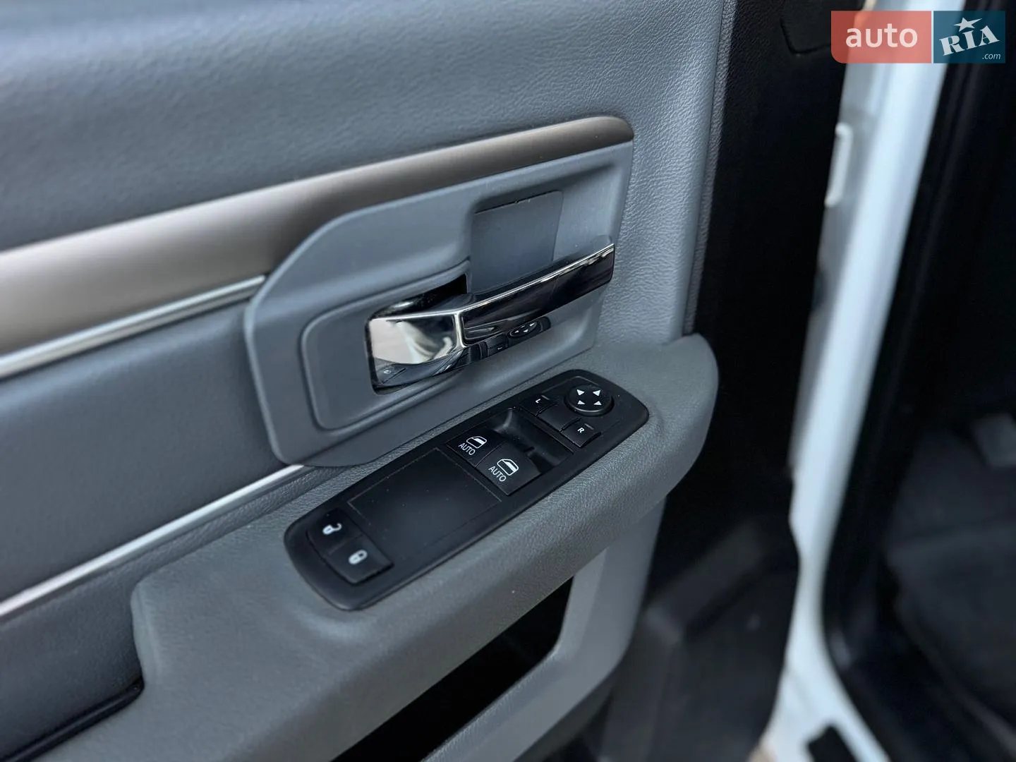2019 RAM 1500 - мініатюра 32