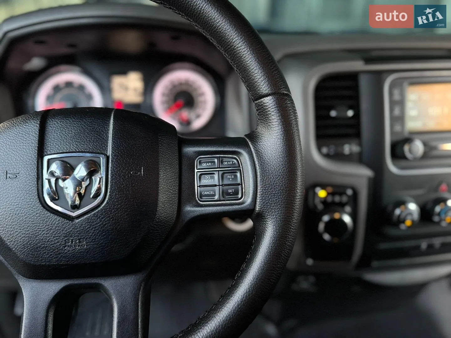 2019 RAM 1500 - мініатюра 39