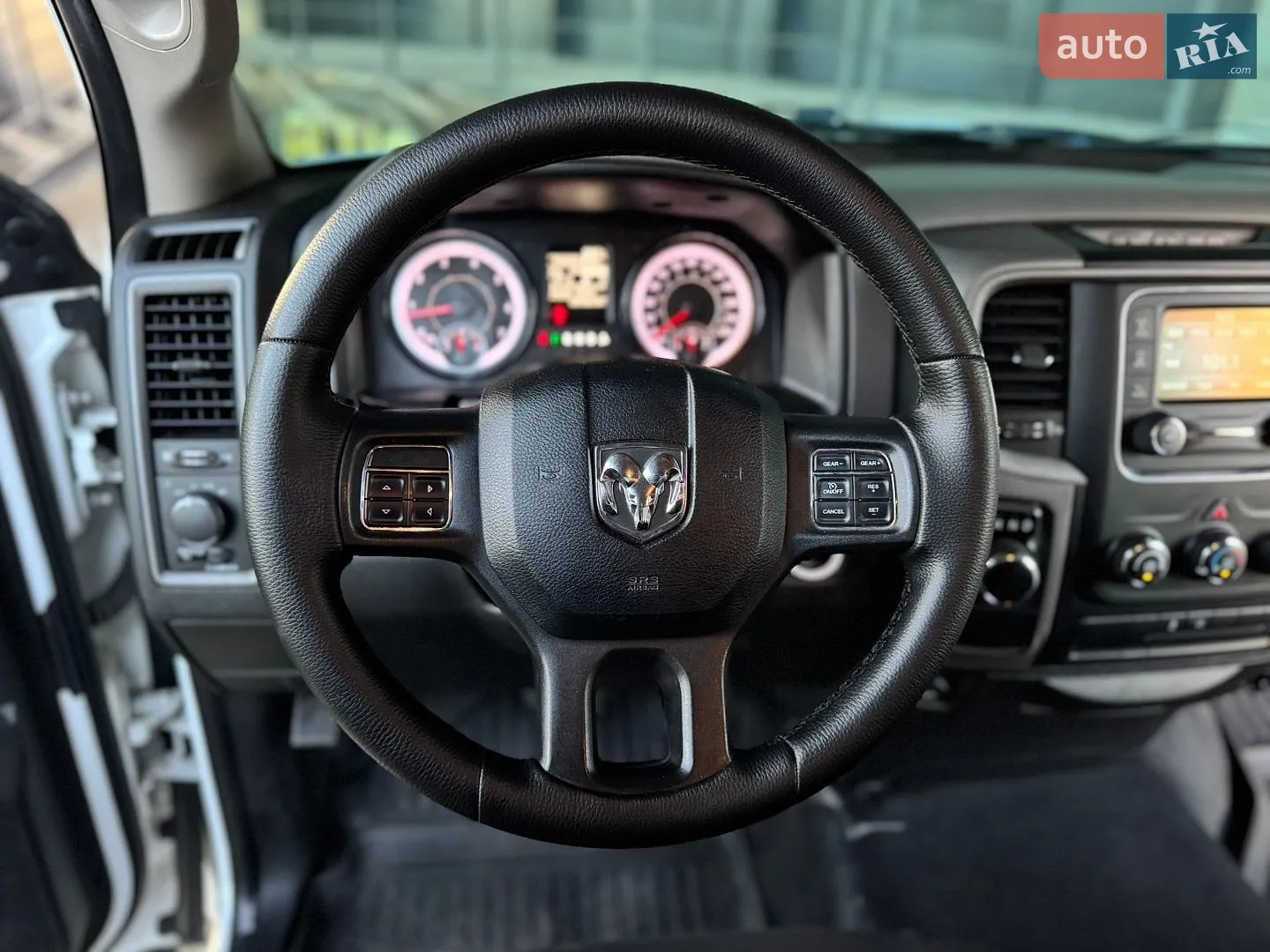 2019 RAM 1500 - мініатюра 37