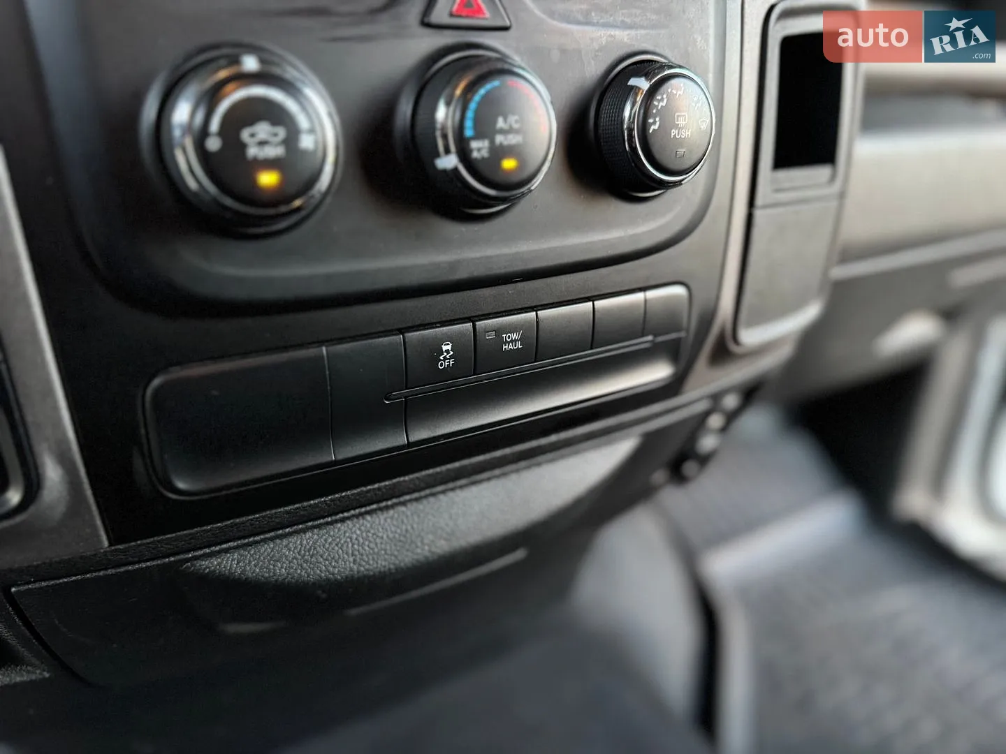2019 RAM 1500 - мініатюра 43