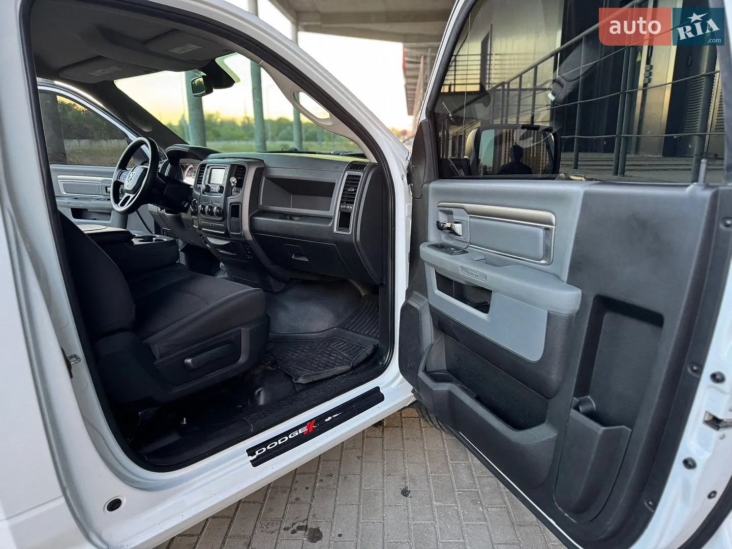 2019 RAM 1500 - мініатюра 45
