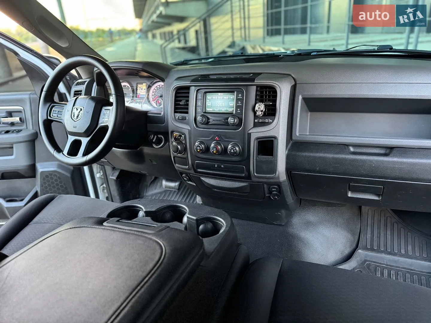 2019 RAM 1500 - мініатюра 51