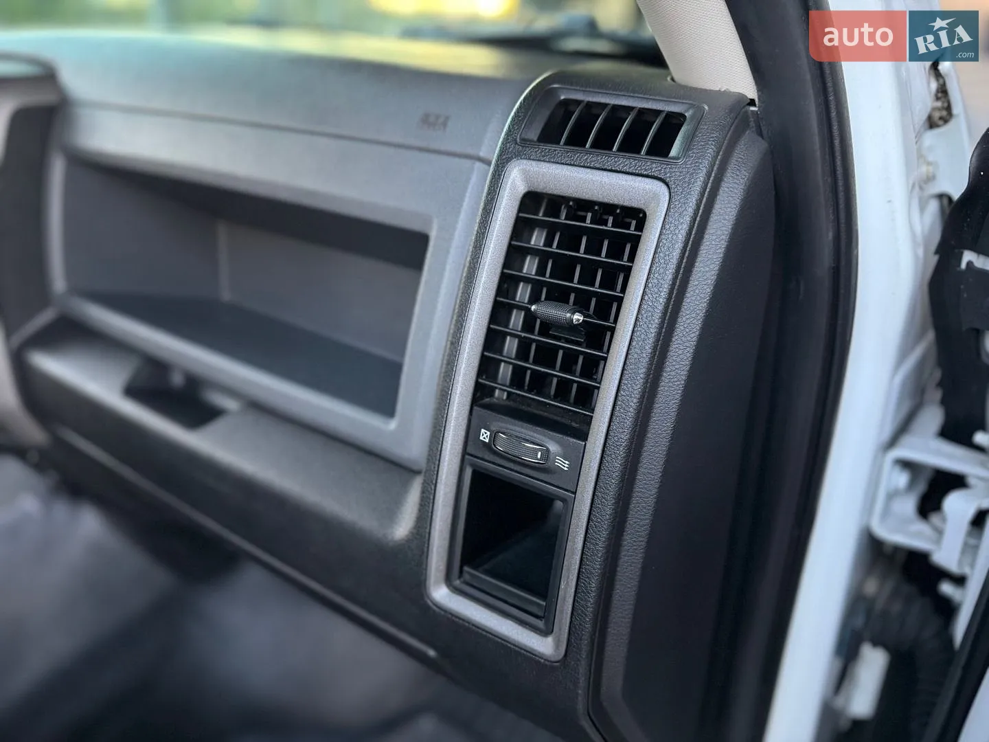 2019 RAM 1500 - мініатюра 56