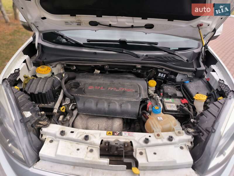 Мінівен Ram Promaster City 2016 в Львові