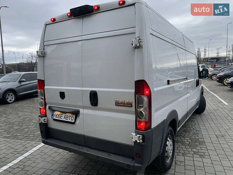 Грузовой фургон Ram Promaster City 2015 в Львове