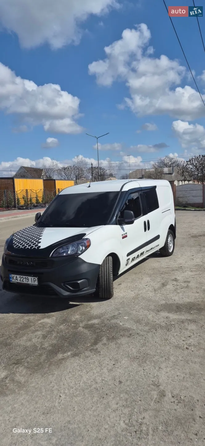 2019 RAM ProMaster City - мініатюра 16