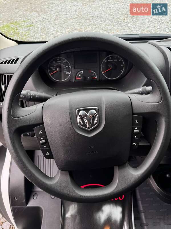 Вантажопасажирський фургон Ram Promaster 2020 в Бродах фото 13 Вантажопасажирський фургон Ram Promaster 2020 в Бродах