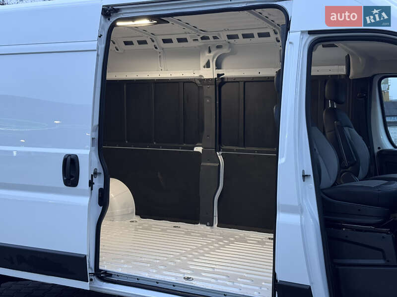 Грузовой фургон Ram Promaster 2024 в Киеве фото 13 Грузовой фургон Ram Promaster 2024 в Киеве