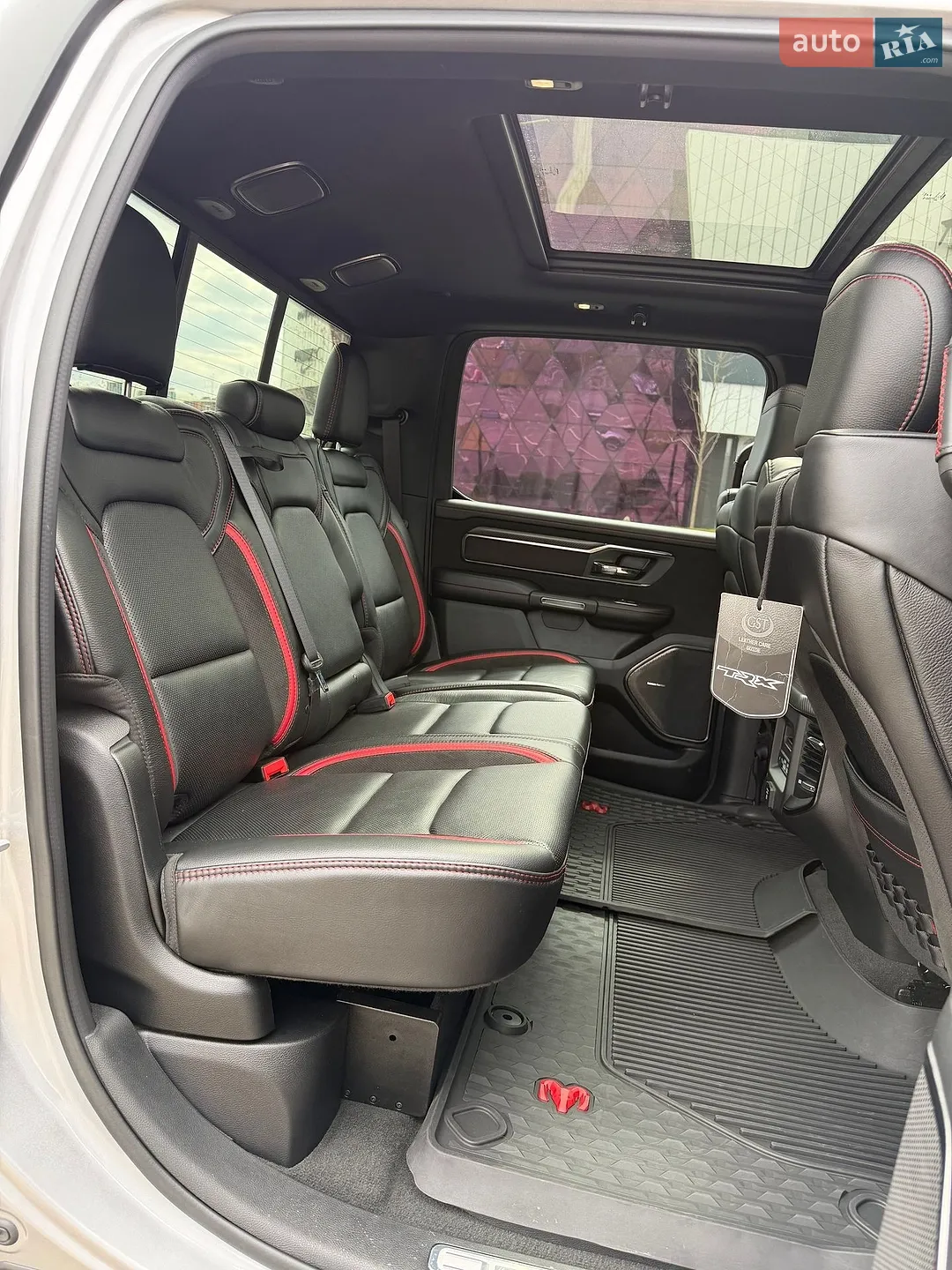 2021 RAM 1500 - мініатюра 20