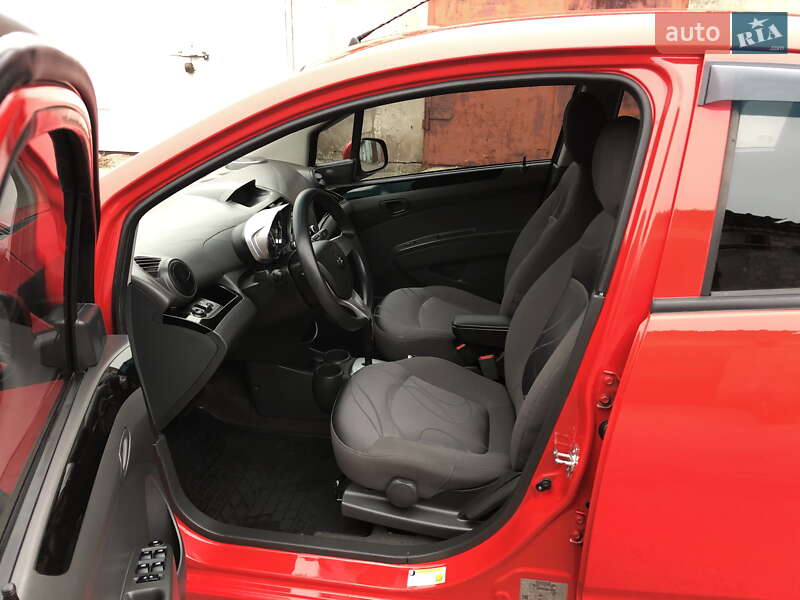 Хетчбек Ravon R2 2017 в П'ятихатках фото 13 Хетчбек Ravon R2 2017 в П'ятихатках