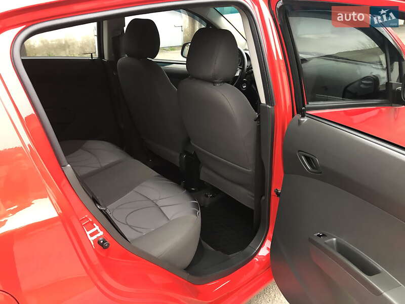 Хетчбек Ravon R2 2017 в П'ятихатках фото 18 Хетчбек Ravon R2 2017 в П'ятихатках