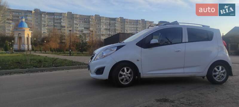 Хетчбек Ravon R2 2017 в Сумах фото 6 Хетчбек Ravon R2 2017 в Сумах