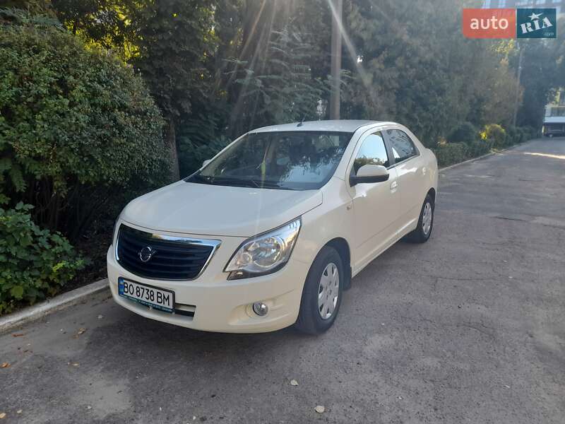 Седан Ravon R4 2017 в Тернополе