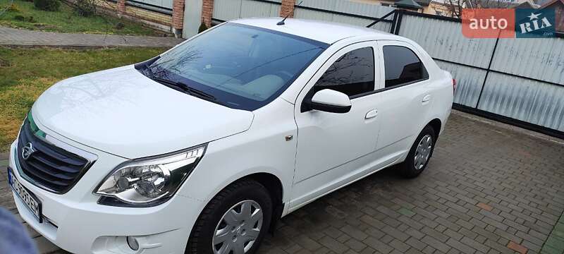 Седан Ravon R4 2020 в Ківерцях