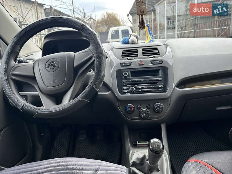 Седан Ravon R4 2019 в Кременці
