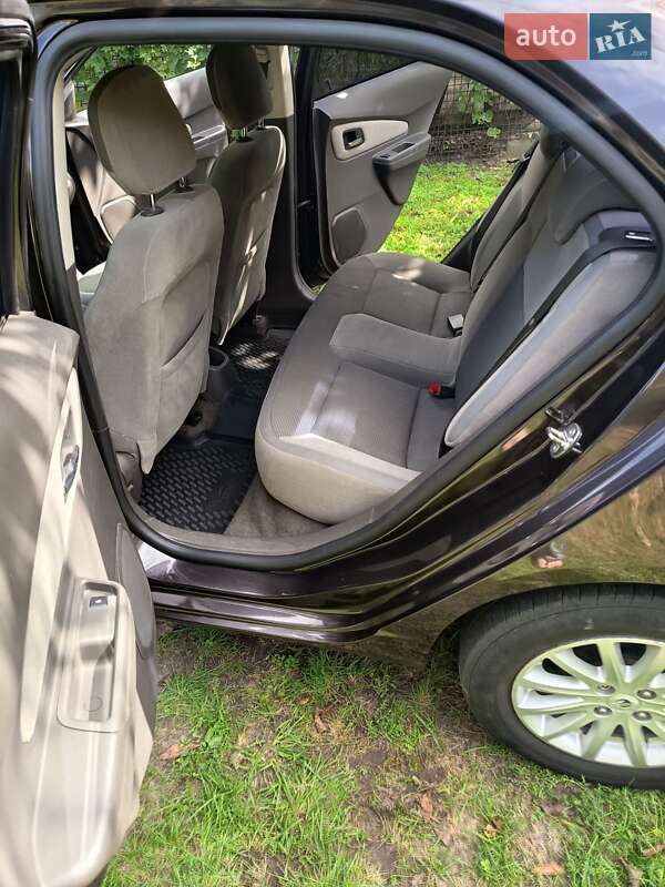 Седан Ravon R4 2017 в Мошнах