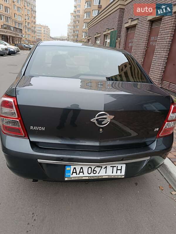 Седан Ravon R4 2017 в Софиевской Борщаговке