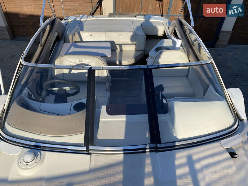 Катер Regal 2150 2001 в Киеве