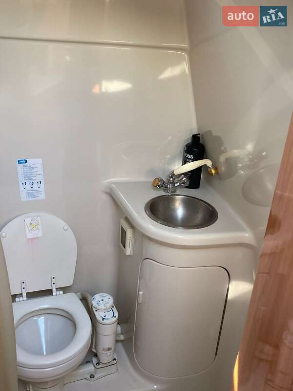 Катер Regal 2660 2001 в Киеве