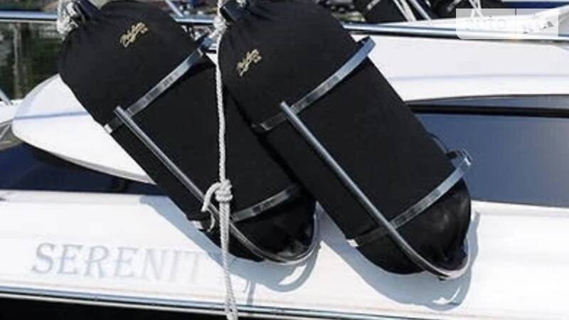 Моторная яхта Regal 3360 2009 в Днепре фото 8 Моторная яхта Regal 3360 2009 в Днепре