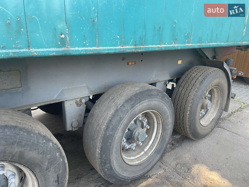 Самоскид напівпричіп Reisch RHKS-35 2004 в Бахмачі