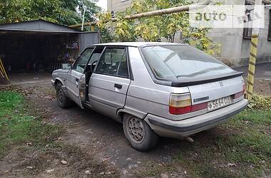 Хэтчбек Renault 11 1987 в Измаиле