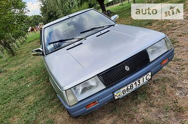 Хэтчбек Renault 11 1986 в Черновцах