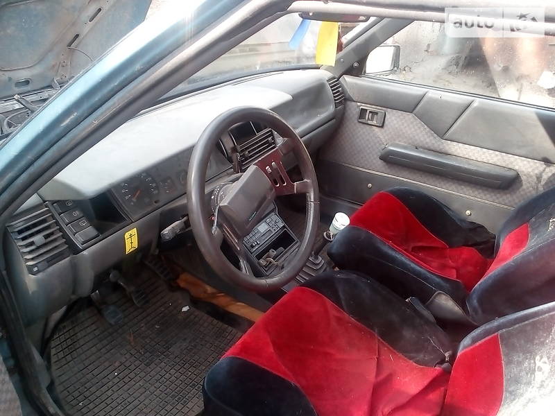 Хэтчбек Renault 11 1988 в Белой Церкви