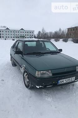 Хэтчбек Renault 11 1987 в Емильчине