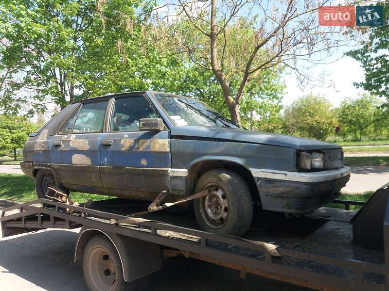 Хэтчбек Renault 11 1986 в Калуше