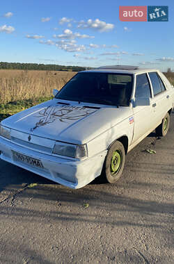 Хетчбек Renault 11 1987 в Жашківу