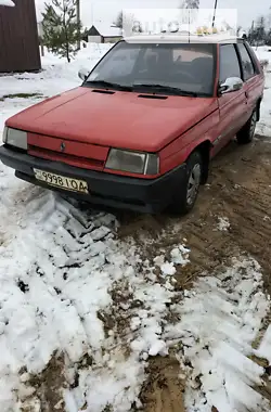 Renault 11 1988