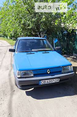 Хэтчбек Renault 11 1986 в Нежине