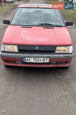 Хэтчбек Renault 11 1988 в Сарнах