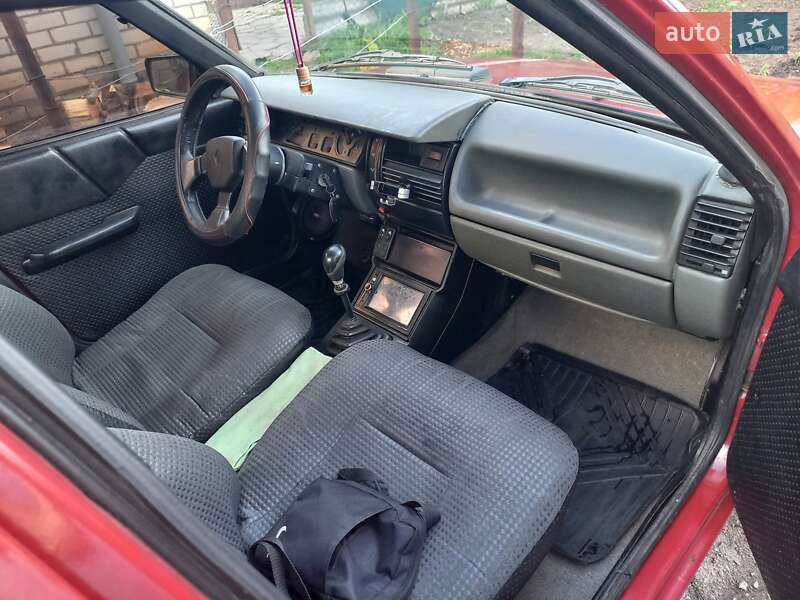 Хетчбек Renault 11 1987 в Харкові