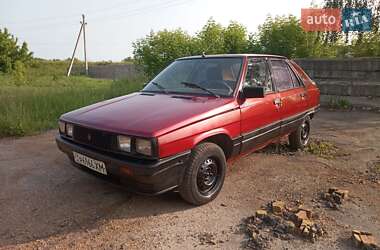 Хетчбек Renault 11 1986 в Радивиліві