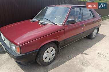 Хэтчбек Renault 11 1989 в 