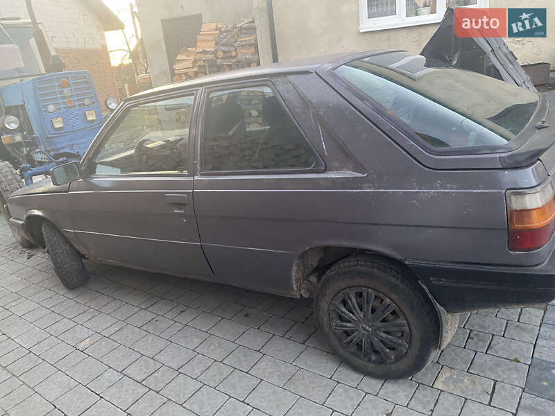 Хетчбек Renault 11 1985 в Львові