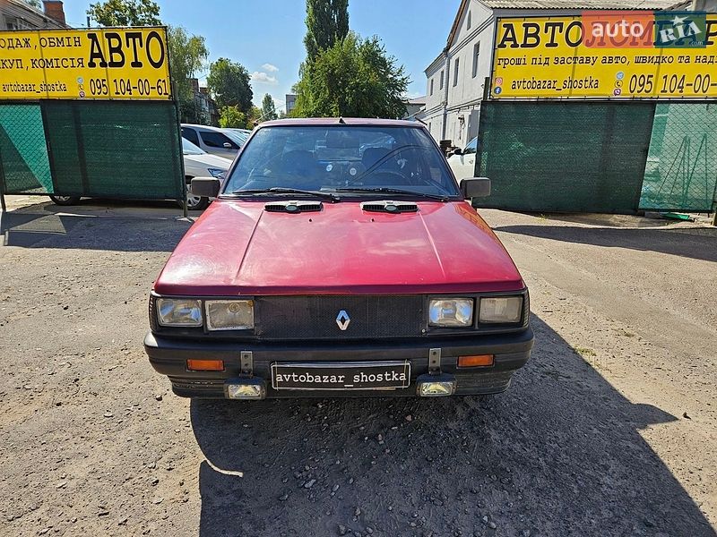 Хэтчбек Renault 11 1986 в Шостке фото 2 Хэтчбек Renault 11 1986 в Шостке