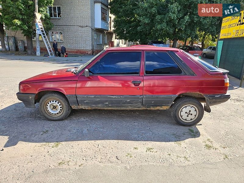 Хэтчбек Renault 11 1986 в Шостке фото 8 Хэтчбек Renault 11 1986 в Шостке