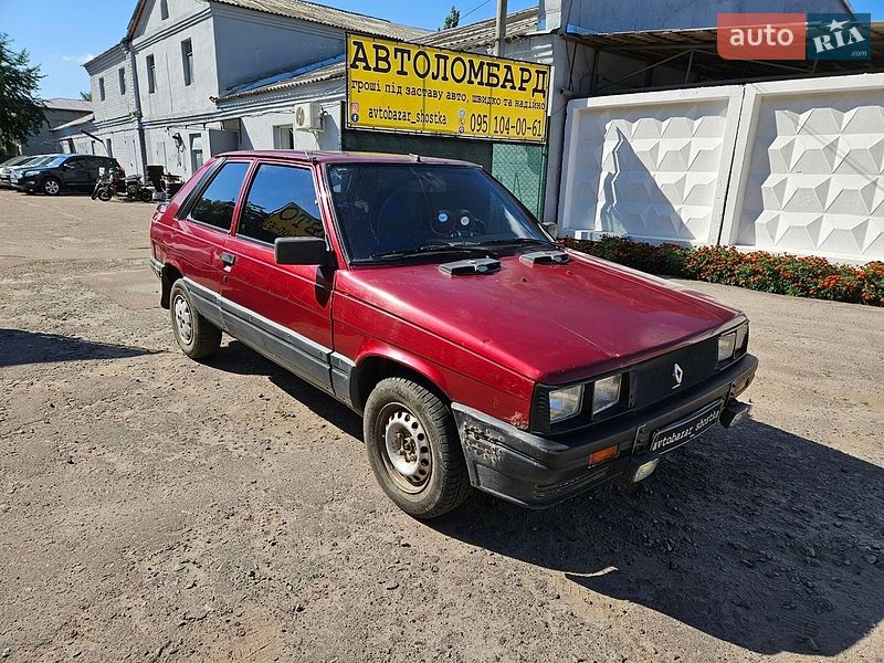 Хэтчбек Renault 11 1986 в Шостке фото 3 Хэтчбек Renault 11 1986 в Шостке