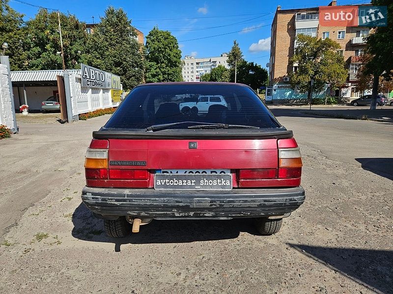 Хэтчбек Renault 11 1986 в Шостке фото 5 Хэтчбек Renault 11 1986 в Шостке