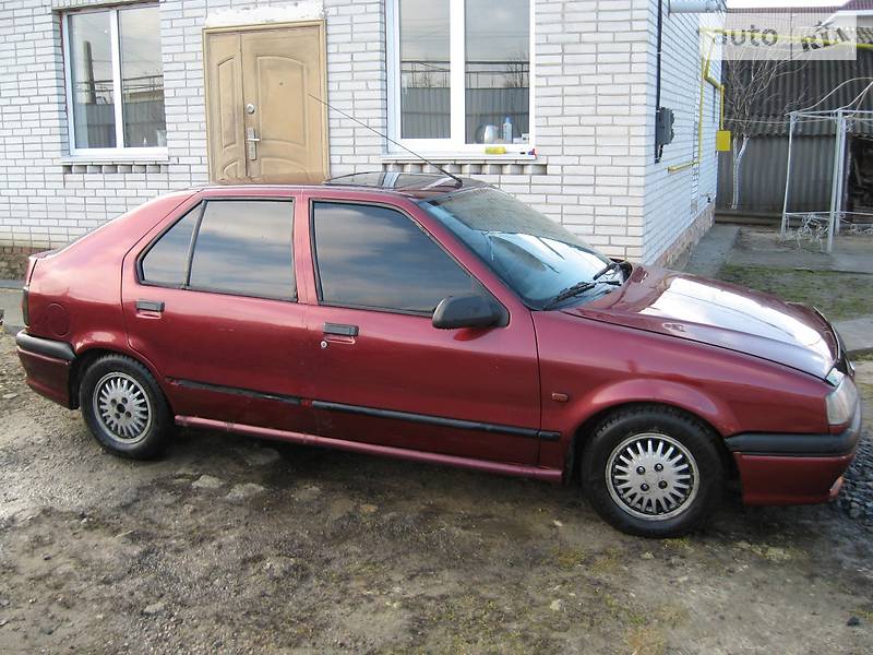 Хэтчбек Renault 19 1993 в Василькове