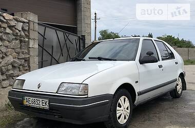 Хэтчбек Renault 19 1990 в Каменском